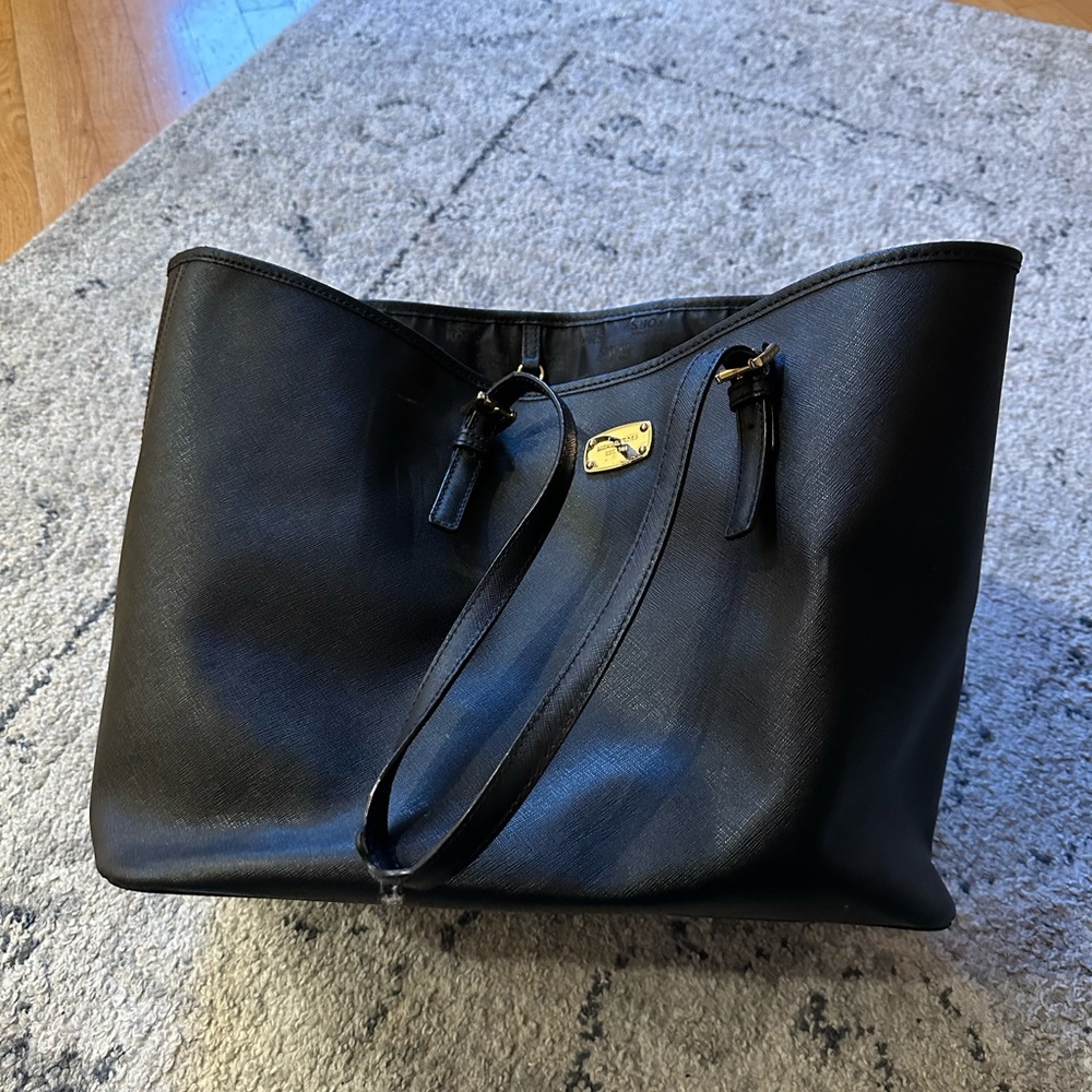 Michael Kors Tote